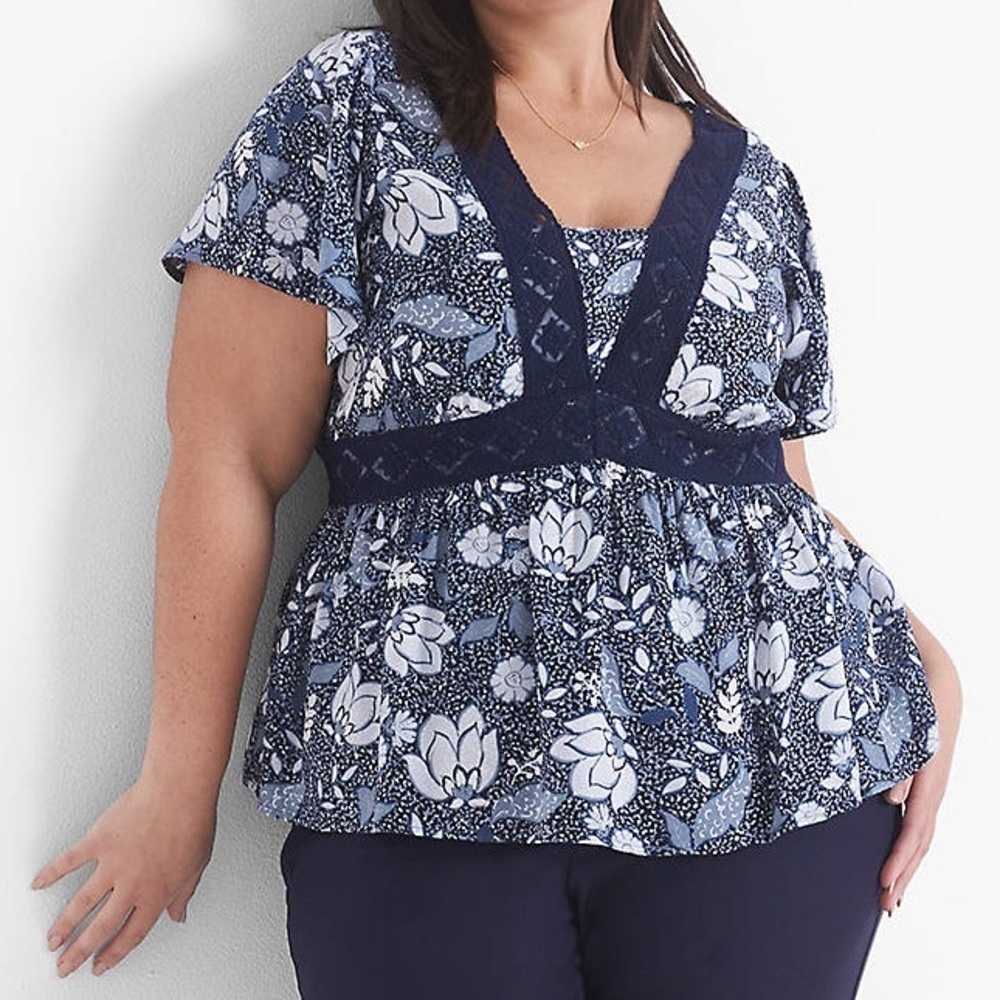 Lane Bryant Blue Floral Lace Trim Babydoll V-Neck Top Size 14
